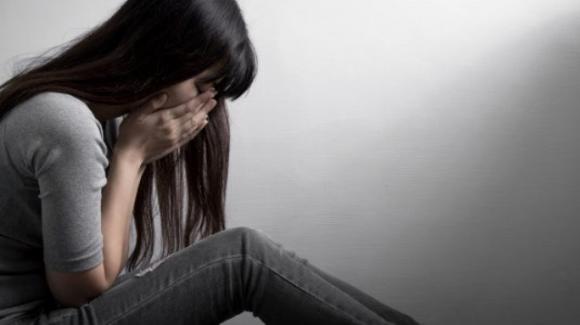 Perché siamo molto  più soggette alla depressione degli uomini