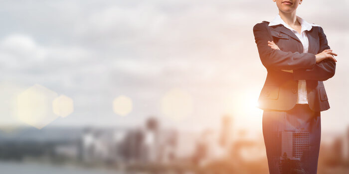 Come una donna leader può prosperare sul posto di lavoro